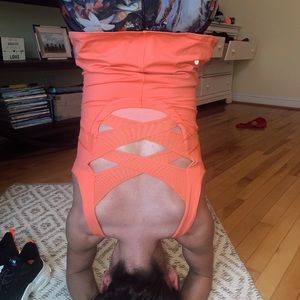 Coral lululemon exclusive tank top!!!